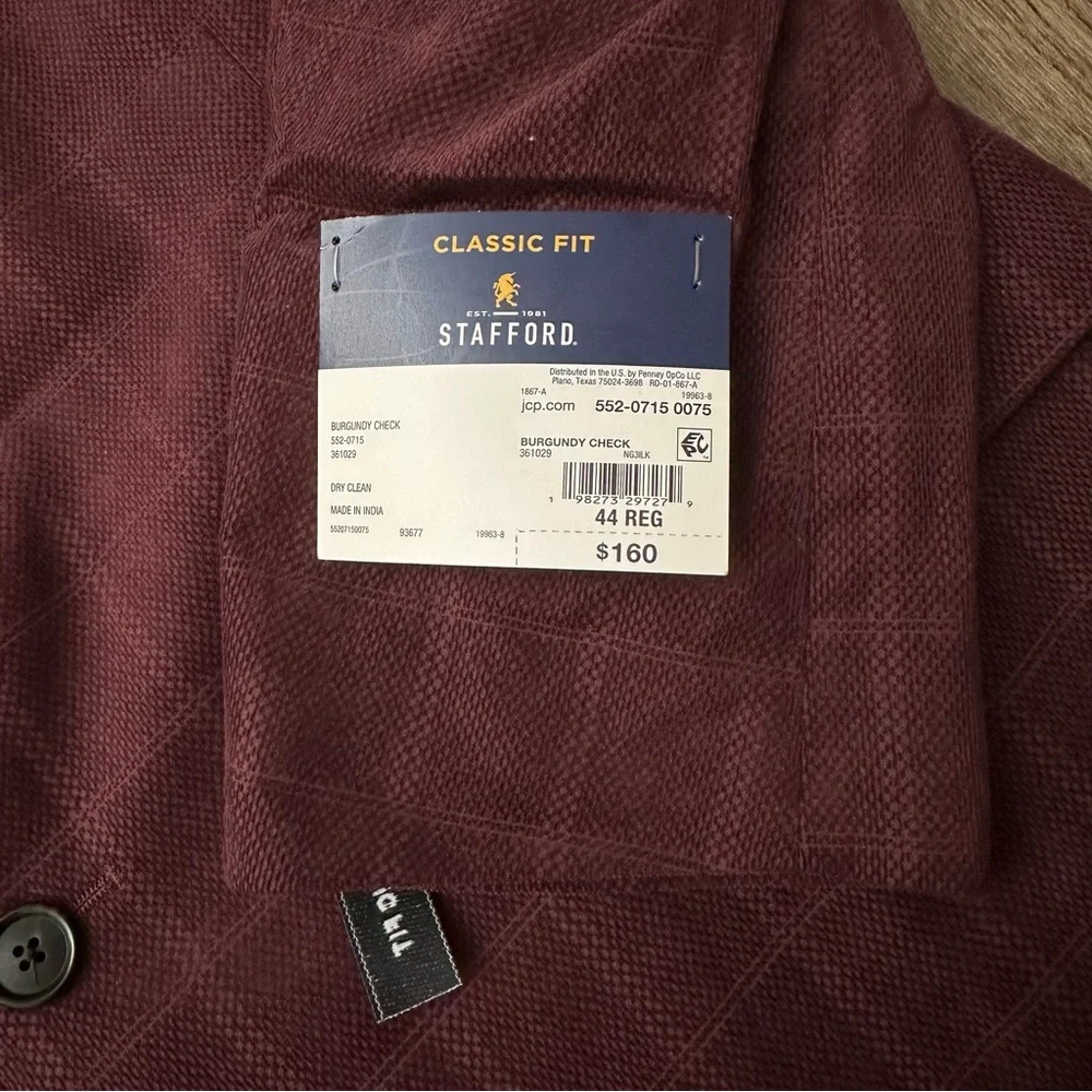 Stafford Sport Coat Classic Corduroy Sport Coat Blazer Men’s Sz 44 Reg Burgundy